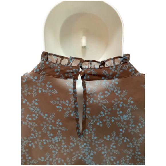 a.n.a Floral Sheer Blouse in Tan and White Plus Size 2X - Picture 4 of 8
